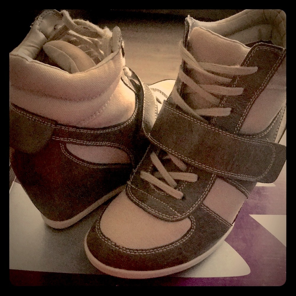 Vintage Wedge Sneakers